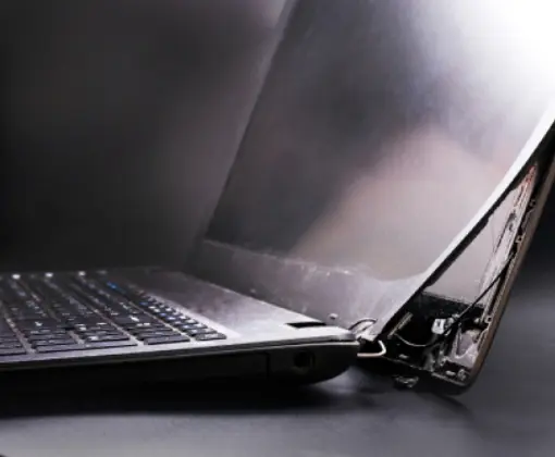 Laptop-broken-services-solution